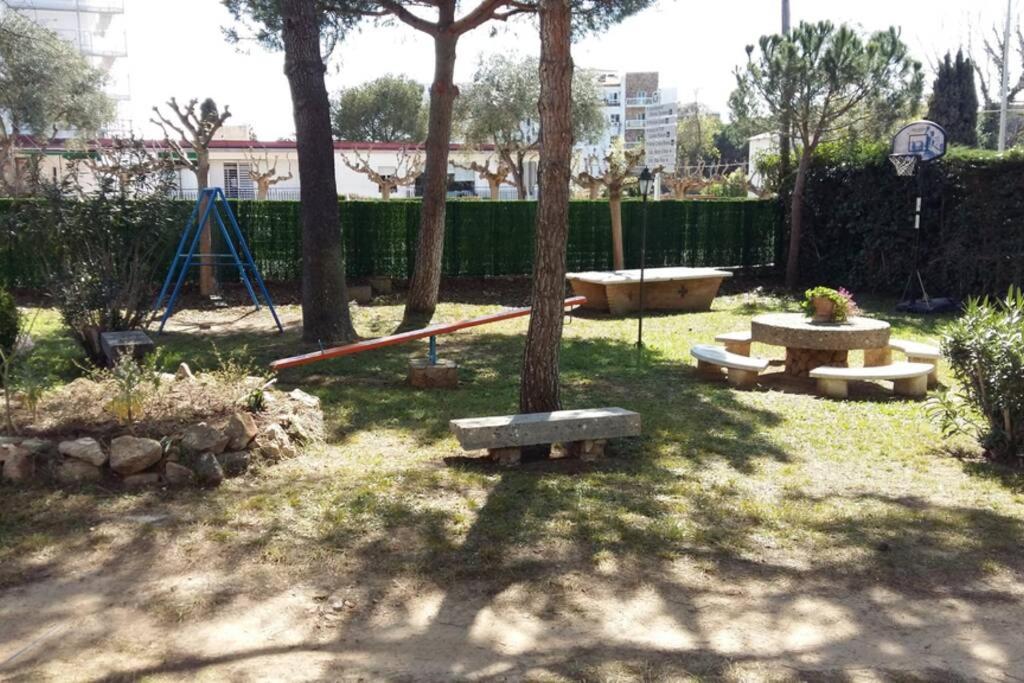 Apartamento Al Lado De La Playa Con Parking Y Jardin Платья-де-Аро Экстерьер фото