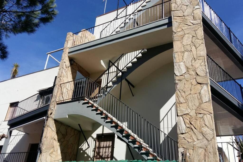 Apartamento Al Lado De La Playa Con Parking Y Jardin Платья-де-Аро Экстерьер фото